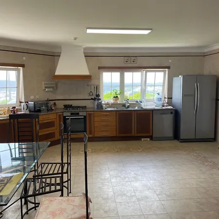 Luxury 6 Bedroom Oceanfront - Sleeps 22 Guests