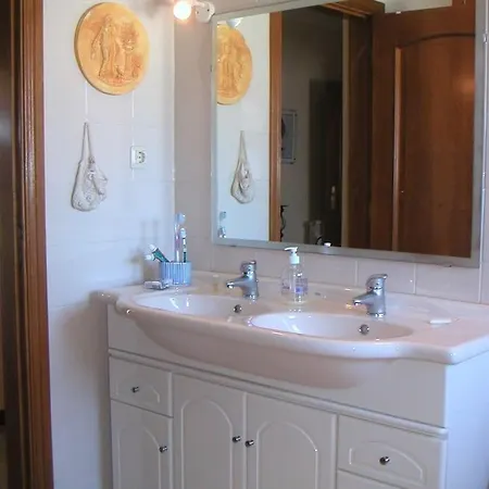 فيلة Luxury 6 Bedroom Oceanfront - Sleeps 22 Guests *