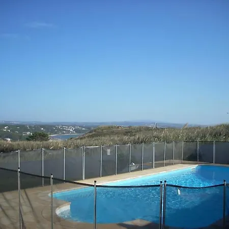 Luxury 6 Bedroom Oceanfront - Sleeps 22 Guests