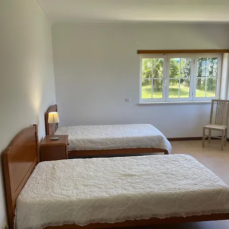 Luxury 6 Bedroom Oceanfront - Sleeps 22 Guests Foz do Arelho