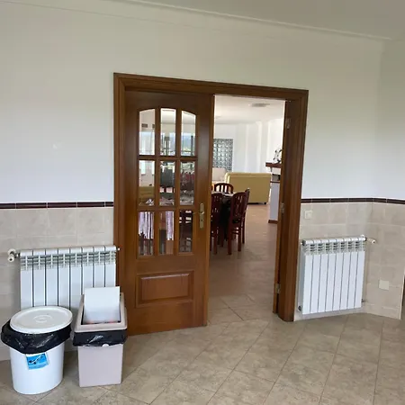 Willa Luxury 6 Bedroom Oceanfront - Sleeps 22 Guests