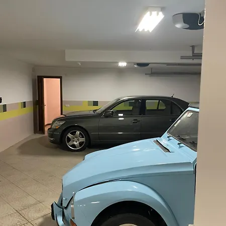 Willa Luxury 6 Bedroom Oceanfront - Sleeps 22 Guests *