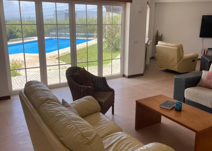 Luxury 6 Bedroom Oceanfront - Sleeps 22 Guests Villa *