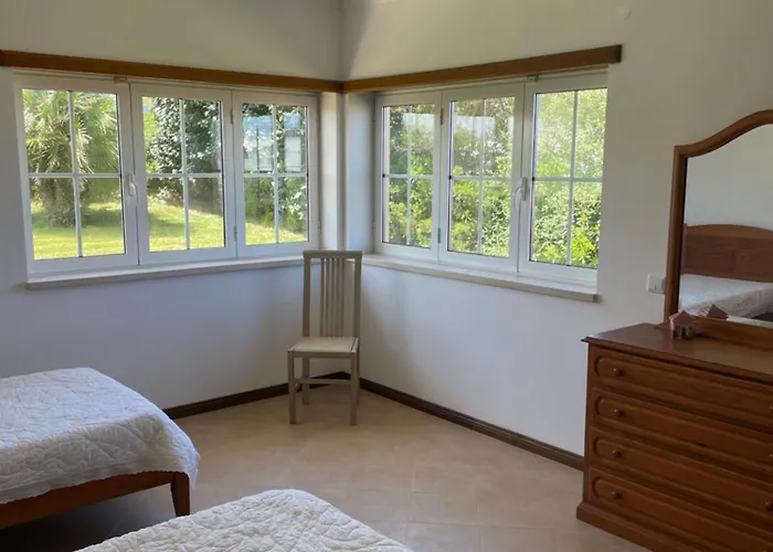 Luxury 6 Bedroom Oceanfront - Sleeps 22 Guests