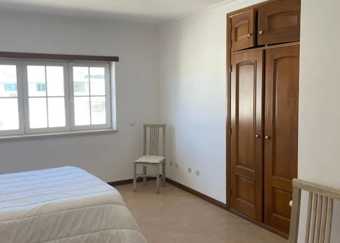 Luxury 6 Bedroom Oceanfront - Sleeps 22 Guests Villa