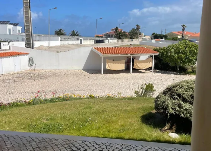 Luxury 6 Bedroom Oceanfront - Sleeps 22 Guests Villa