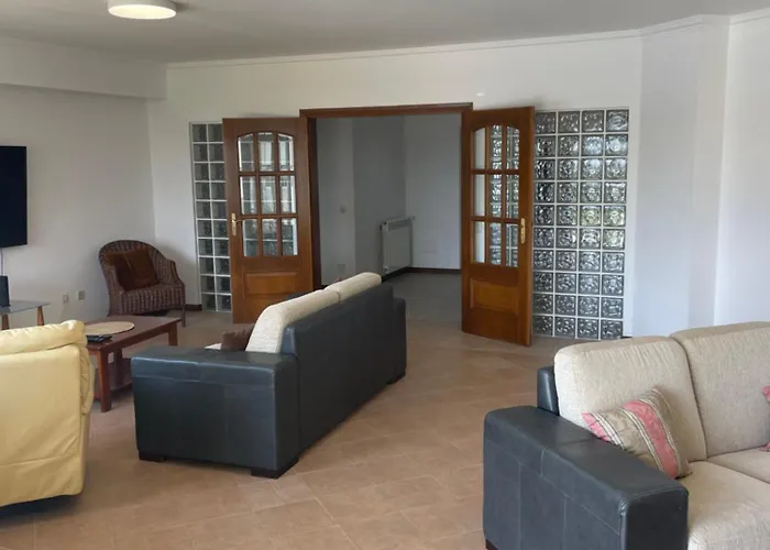 Villa Luxury 6 Bedroom Oceanfront - Sleeps 22 Guests *