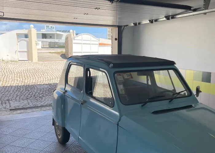 Villa Luxury 6 Bedroom Oceanfront - Sleeps 22 Guests